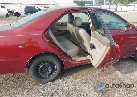 2005 Toyota Camry Le from USA, damaged, VIN 4T1BE32K55U060541